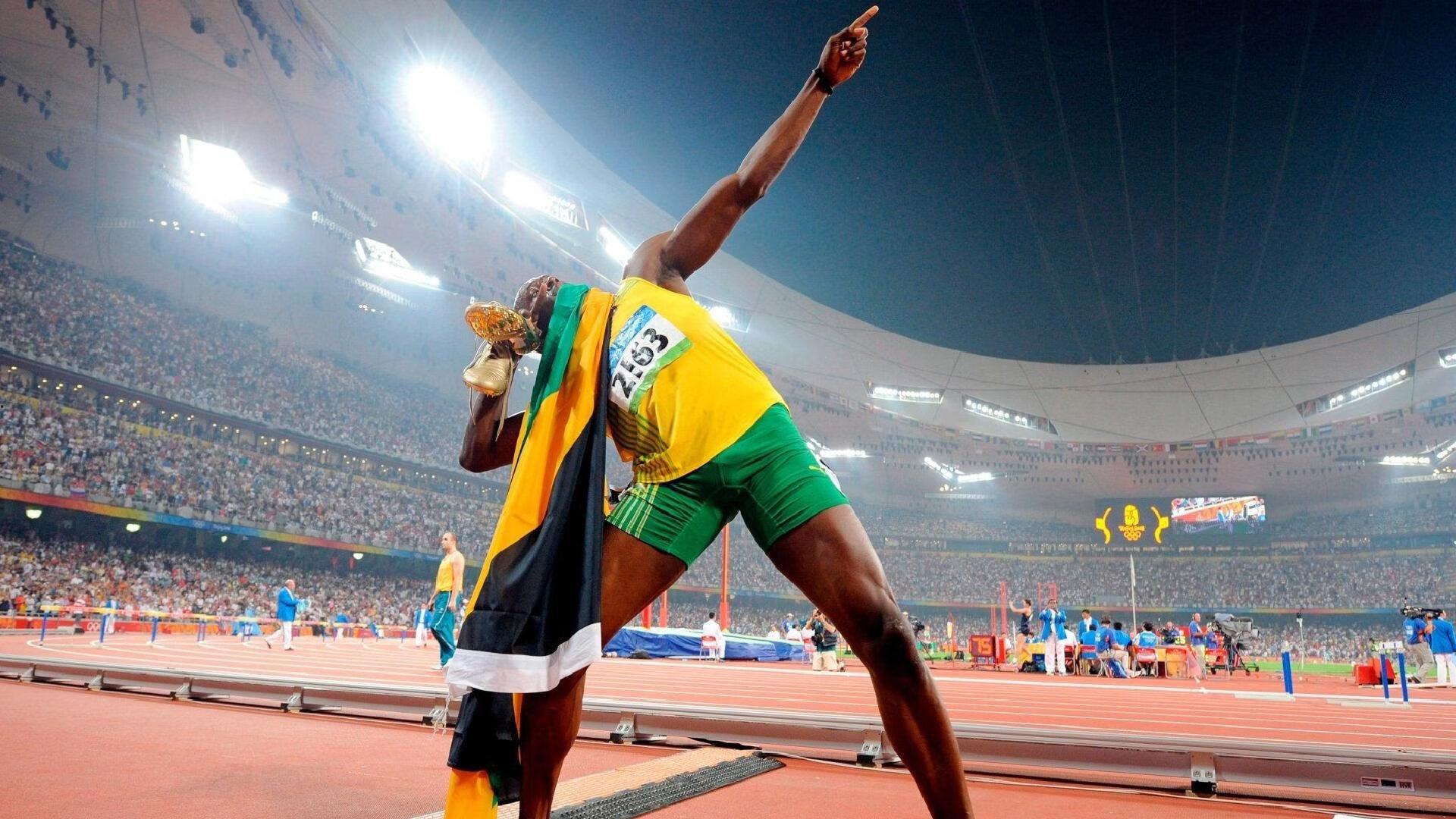 英格兰U21公布新一期大名单，阿森纳超新星恩瓦内里首次入选，吉滕斯、里科-刘易斯与小贝林领衔出击